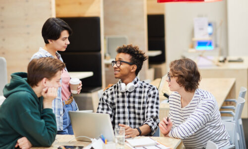 Academic Listening and Note-taking For Everyone